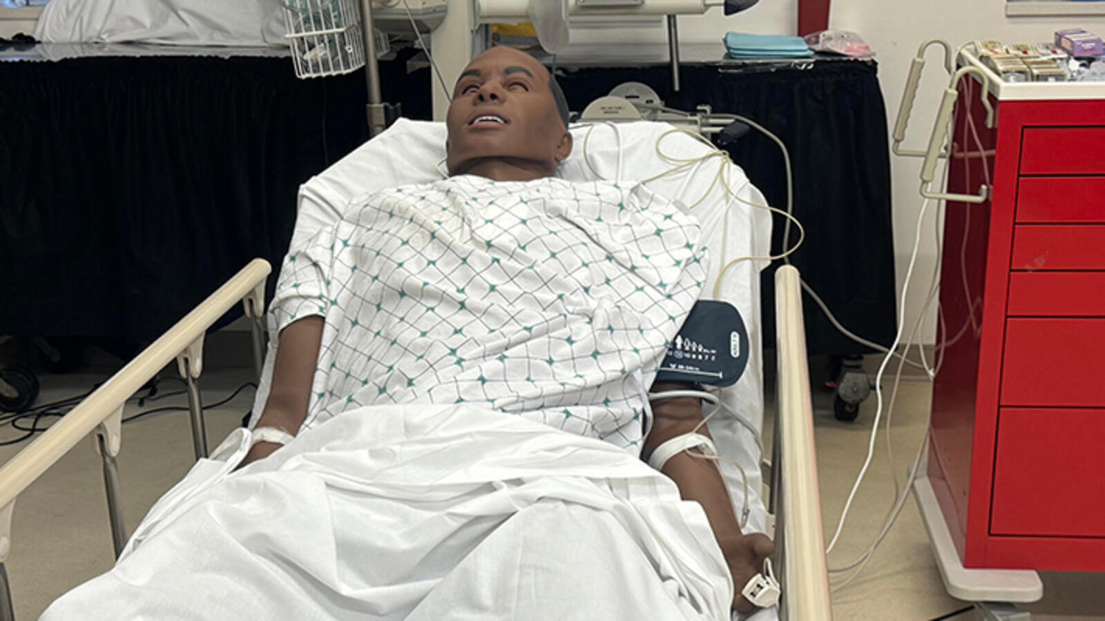 SimMan Manikin in Bed